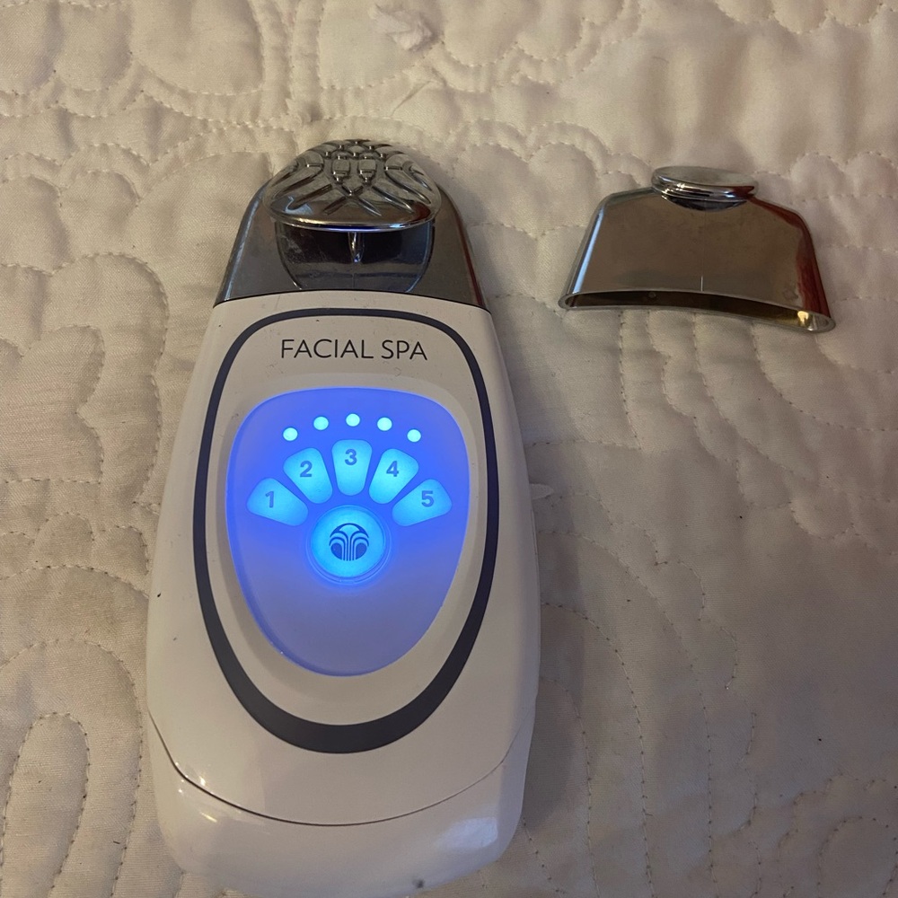 Nu skin facial spa device